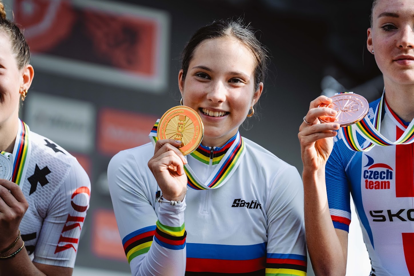 Maruša Tereza Šerkezi - Gorska kolesarka - elitni športnik pri IMS